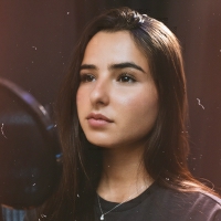 נויה אשש - שושנים עצובות