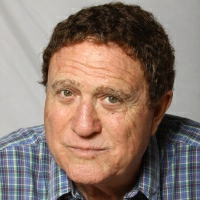 יהורם גאון - מגש הכסף